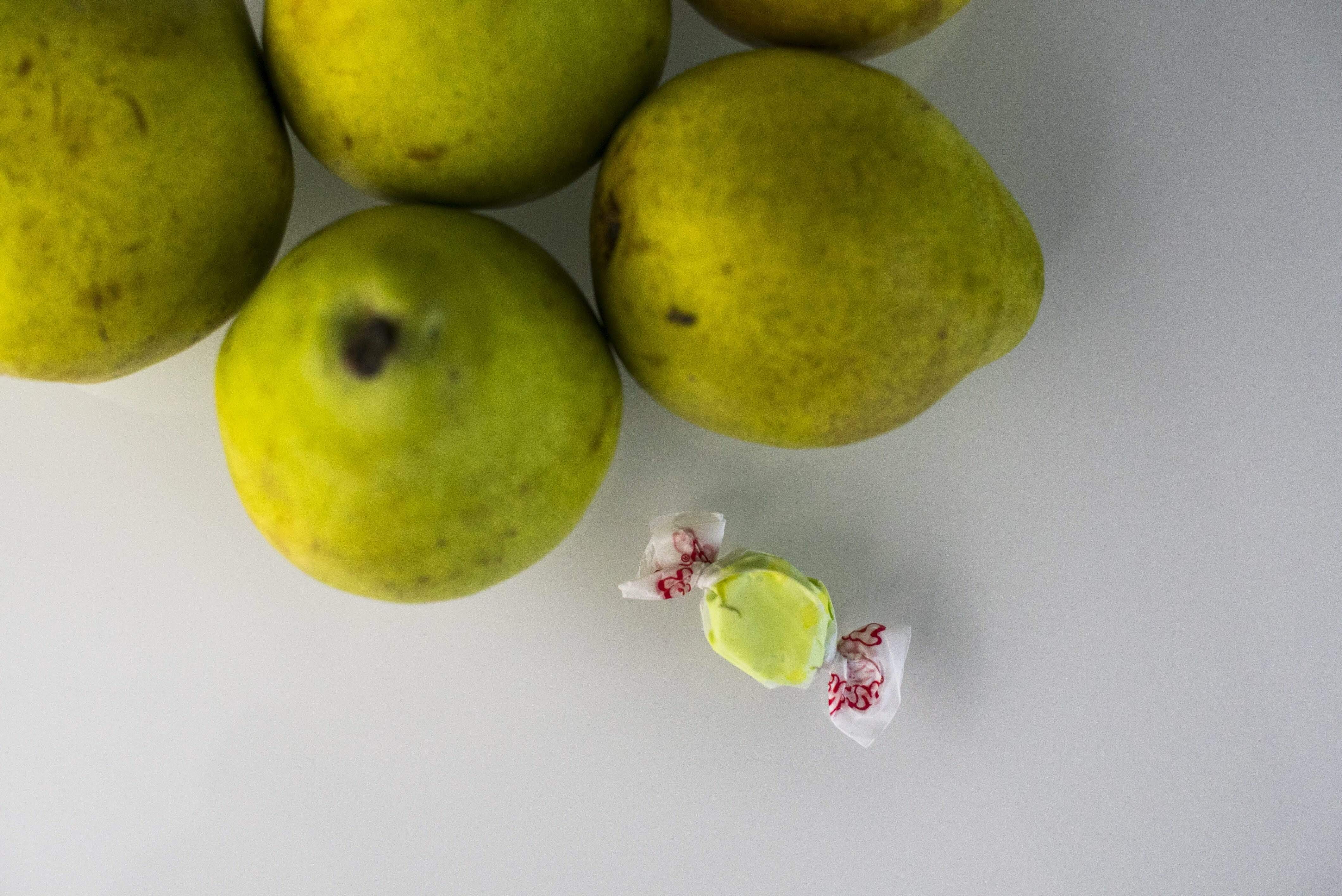 Golden Pear Taffy - Image 3